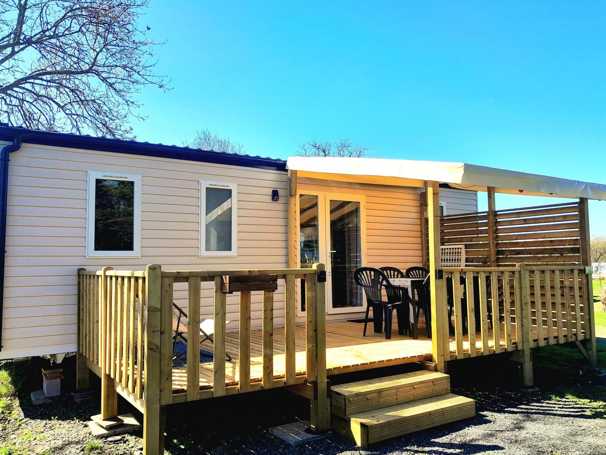 Camping Le Picard Tournieres Exterior photo