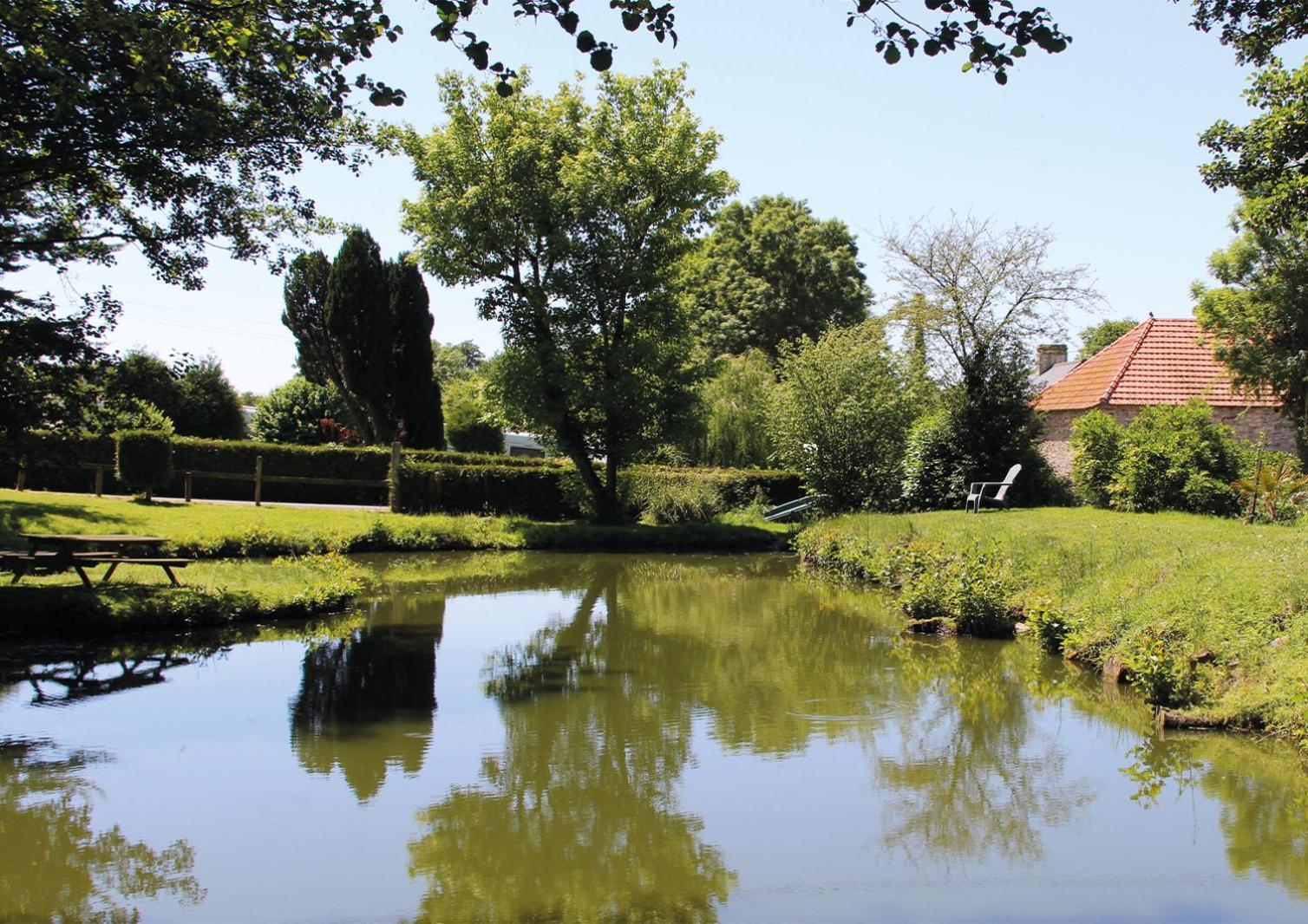 Camping Le Picard Tournieres Exterior photo