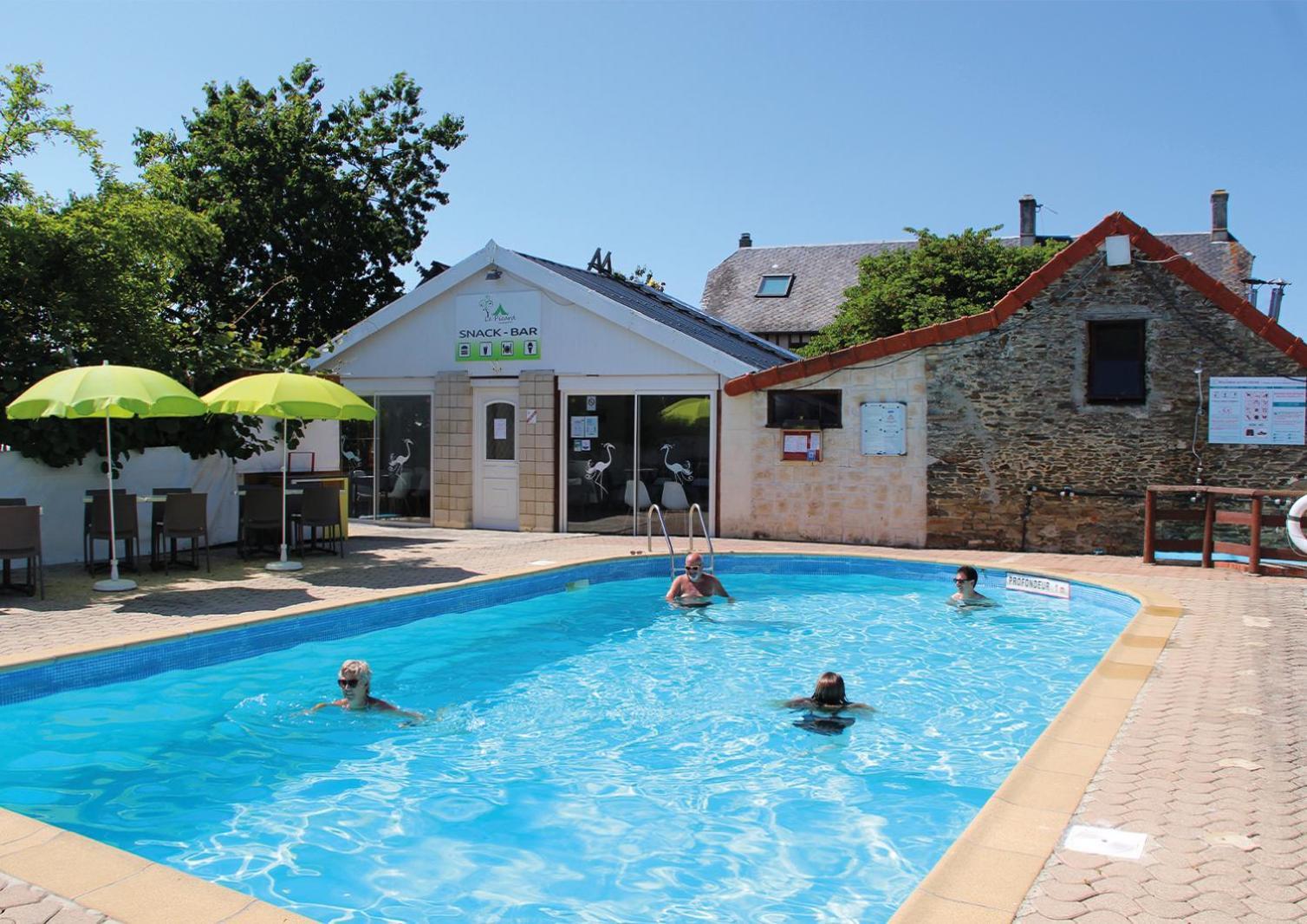 Camping Le Picard Tournieres Exterior photo