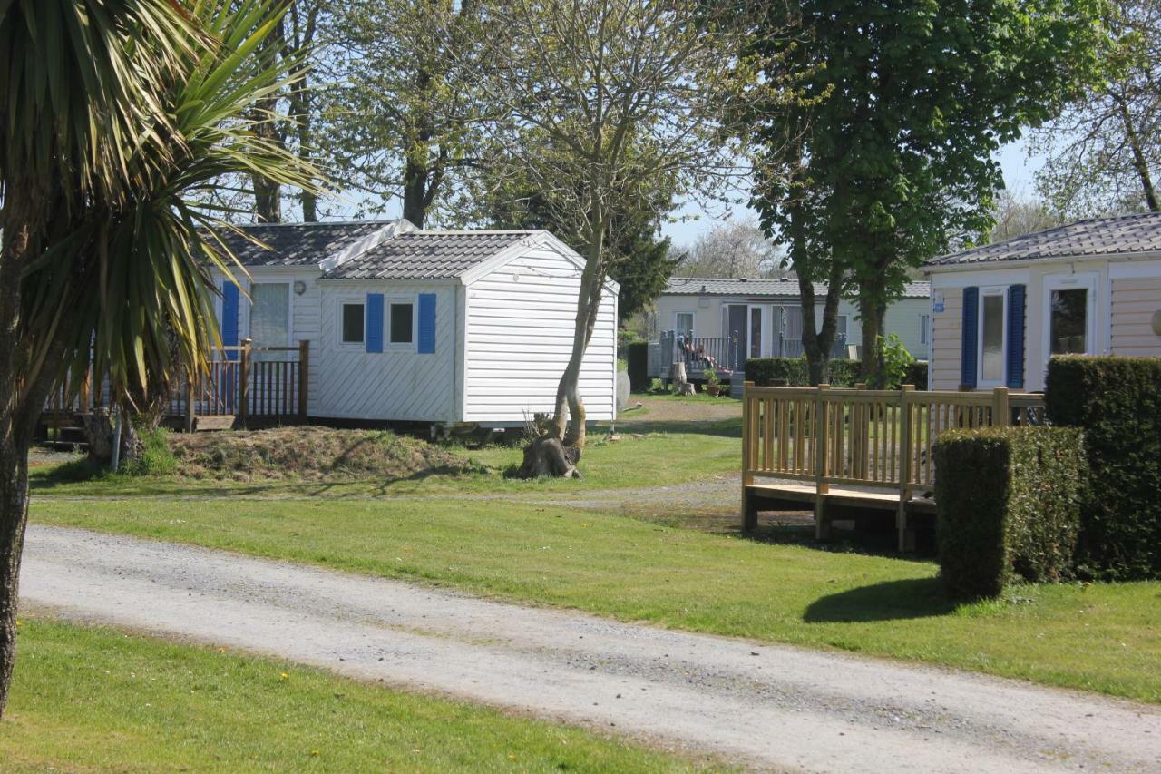 Camping Le Picard Tournieres Exterior photo